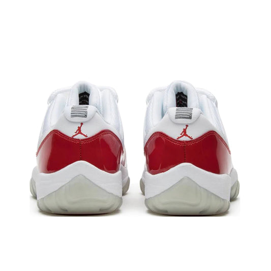 Detalles de diseño de las Air Jordan 11, zapatos versátiles y resistentes, perfectos para los amantes del deporte.